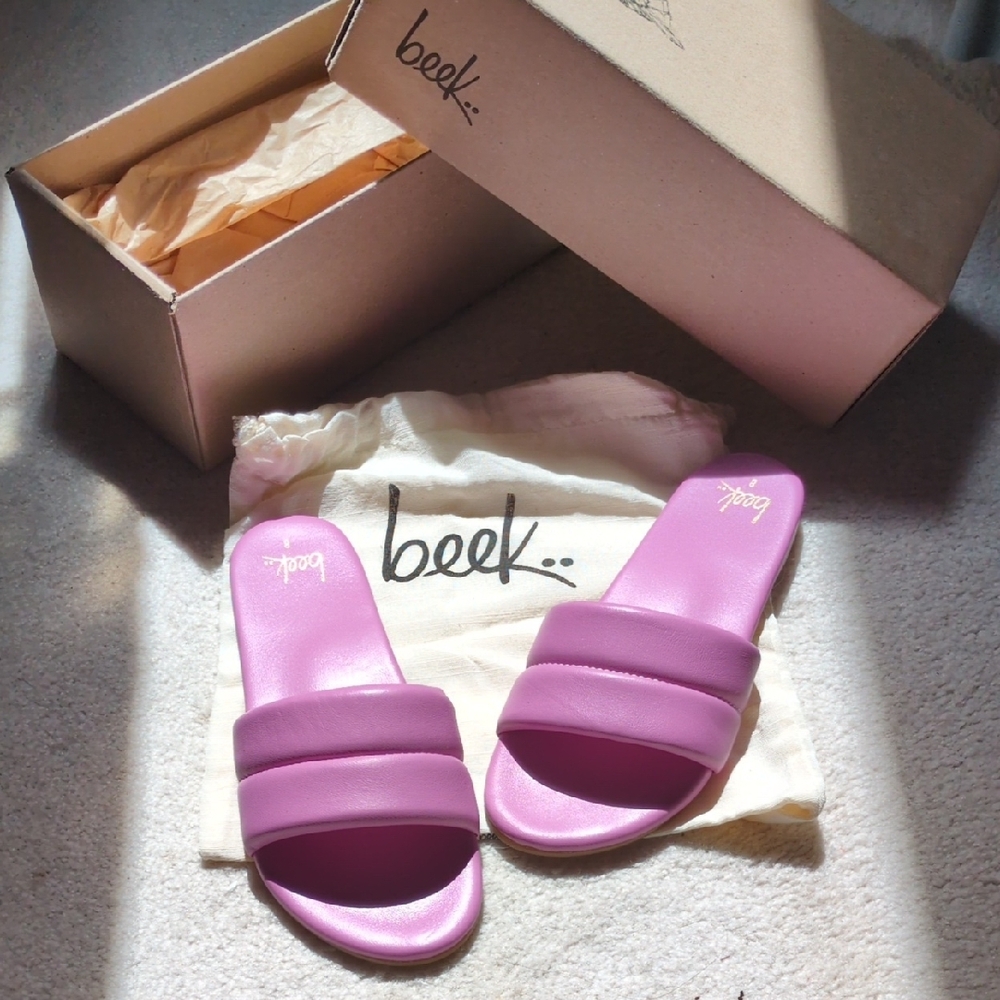 Beek Sugarbird Slide Sandals